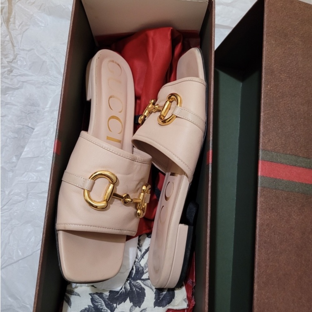Authentic Gucci Horsebit Flat Sandals